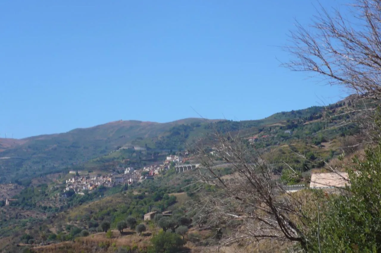 Contrada Carmine Bed & Breakfast Reitano